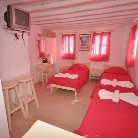Domna Lakka 2*